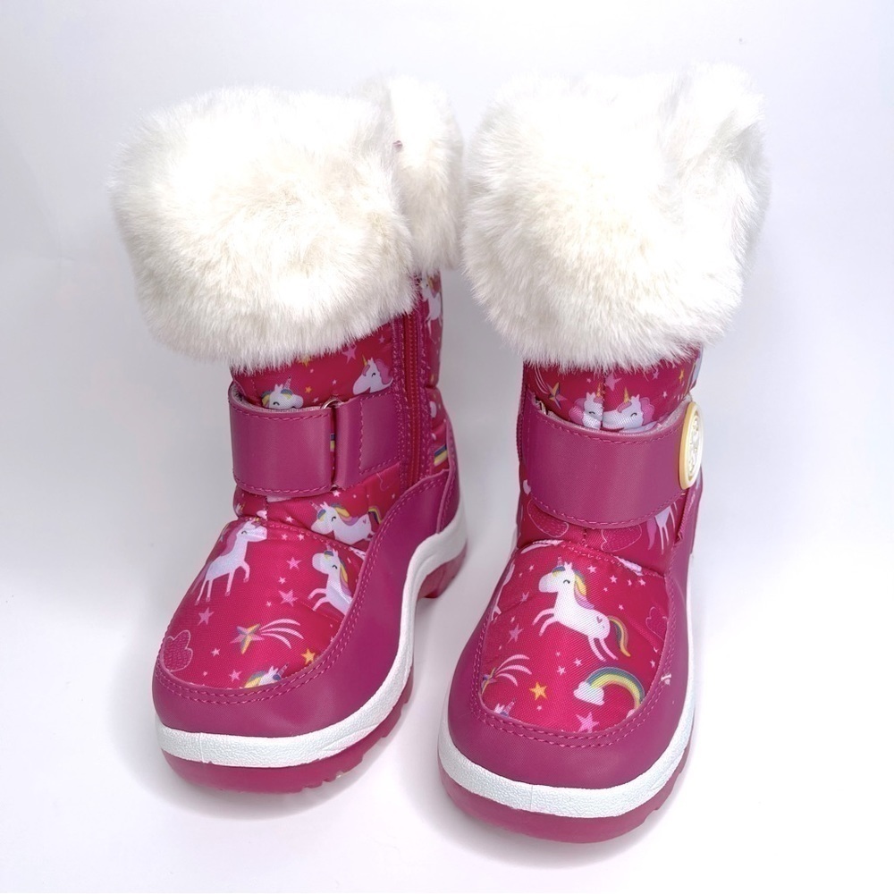 𝅺NEW Adorababy Pink Unicorn Faux Fur Snowflake Strap Boots US 9 Toddler